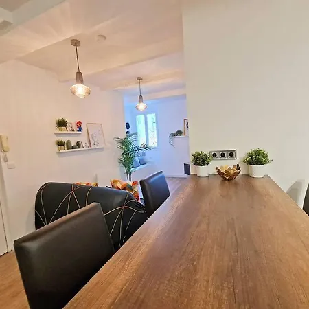 Gregbnb - T2 Design 43m2 - Est - Wifi Fibre - N2 *